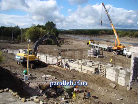 На дорозі державного значення Стрий-Чернівці-Мамалига будують новий міст На дорозі державного значення Стрий-Чернівці-Мамалига будують новий міст