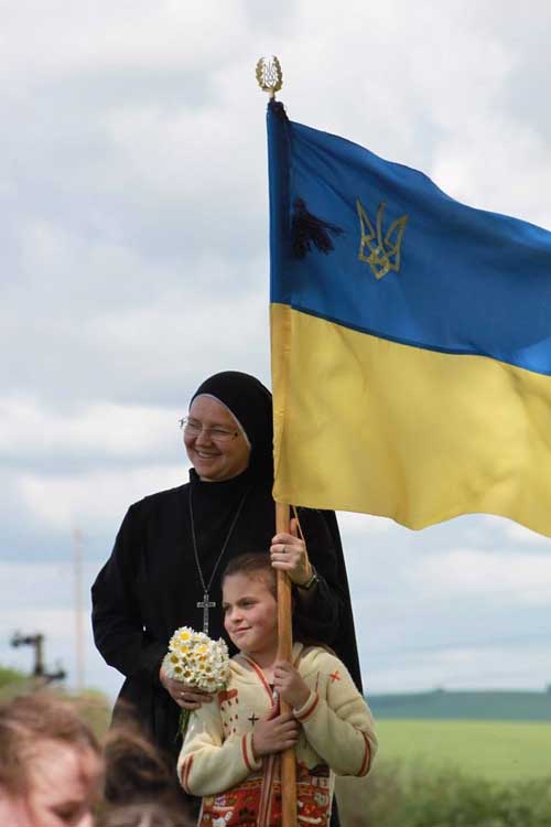 Молоді просвітяни пішки долали десятки кілометрів заради духовного відновлення Молоді просвітяни пішки долали десятки кілометрів заради духовного відновлення