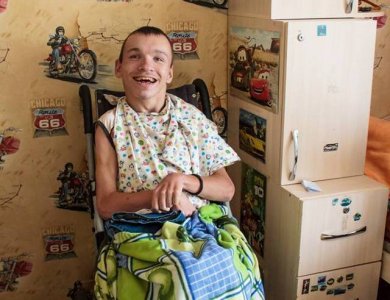 news-image: Допоможіть здійснити мрію вихованця дитбудинку про новий планшет!