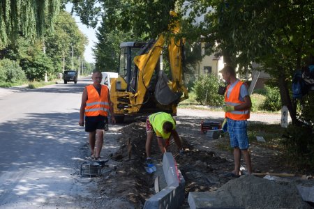 Продовжуються ремонтні роботи в мікрорайоні «Опришівці»