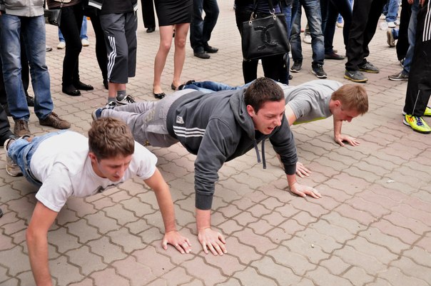 До Дня Перемоги - 24838 віджимань До Дня Перемоги - 24838 віджимань