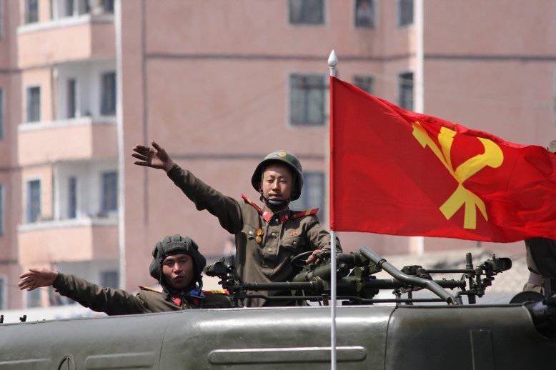 Военный парад в Пхеньяне