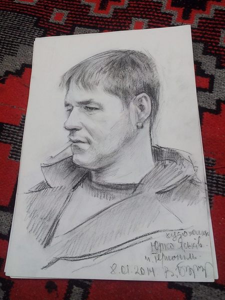 Прикарпатець малює портрети на Євромайдані