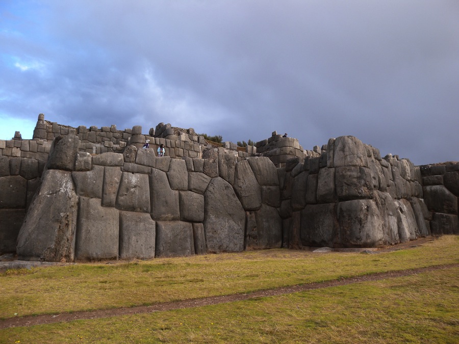 9 об'єктів і споруд, в походженні яких люди підозрюють інопланетян