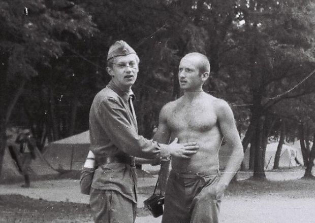 Турчинов служив у війську 30 років тому / Facebook