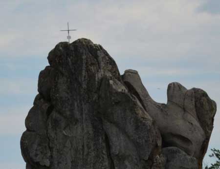 У скелях Довбуша виявлено стародавній скельний храмовий комплекс Великої Богині Праматері