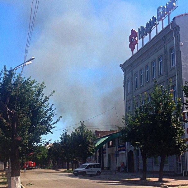 10566613_1476229085952965_1766513040_n