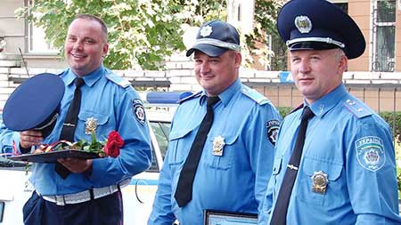 Місяць працівники ДАІ Прикарпаття вистояли на блокпостах в зоні АТО