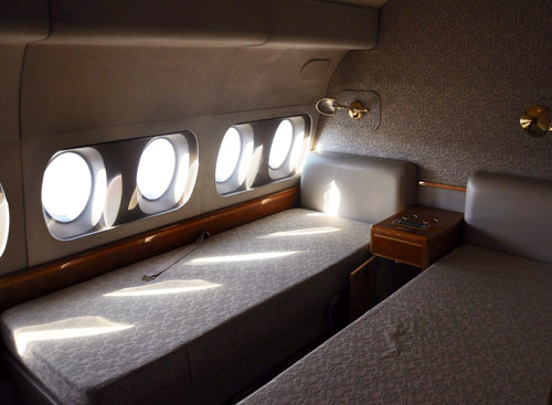 Кровать для отдыха во время долгих перелетов