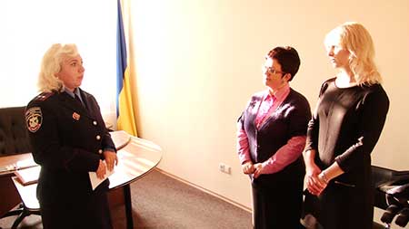 Працівники СБУ Прикарпаття допомогли грошима сім'ям загиблих правоохоронців