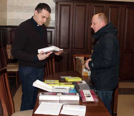 Івано-Франківська архиєпархія надала "Айдару" сучасну систему комп&rsquo;ютерного забезпечення
