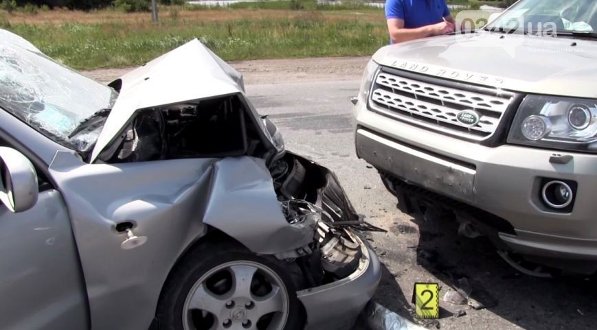 На Прикарпатті поблизу села Пійло трапилася ДТП. Одна людина у реанімації (ФОТО) (фото) - фото 9