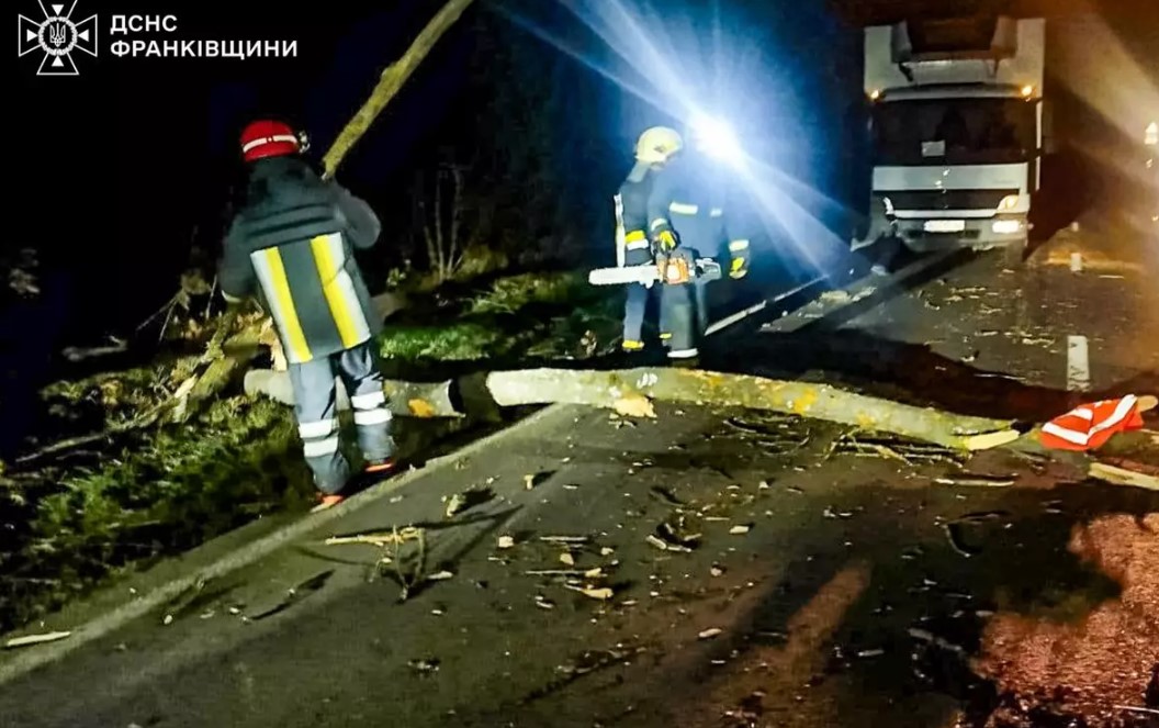 фото: усунення наслідків негоди
