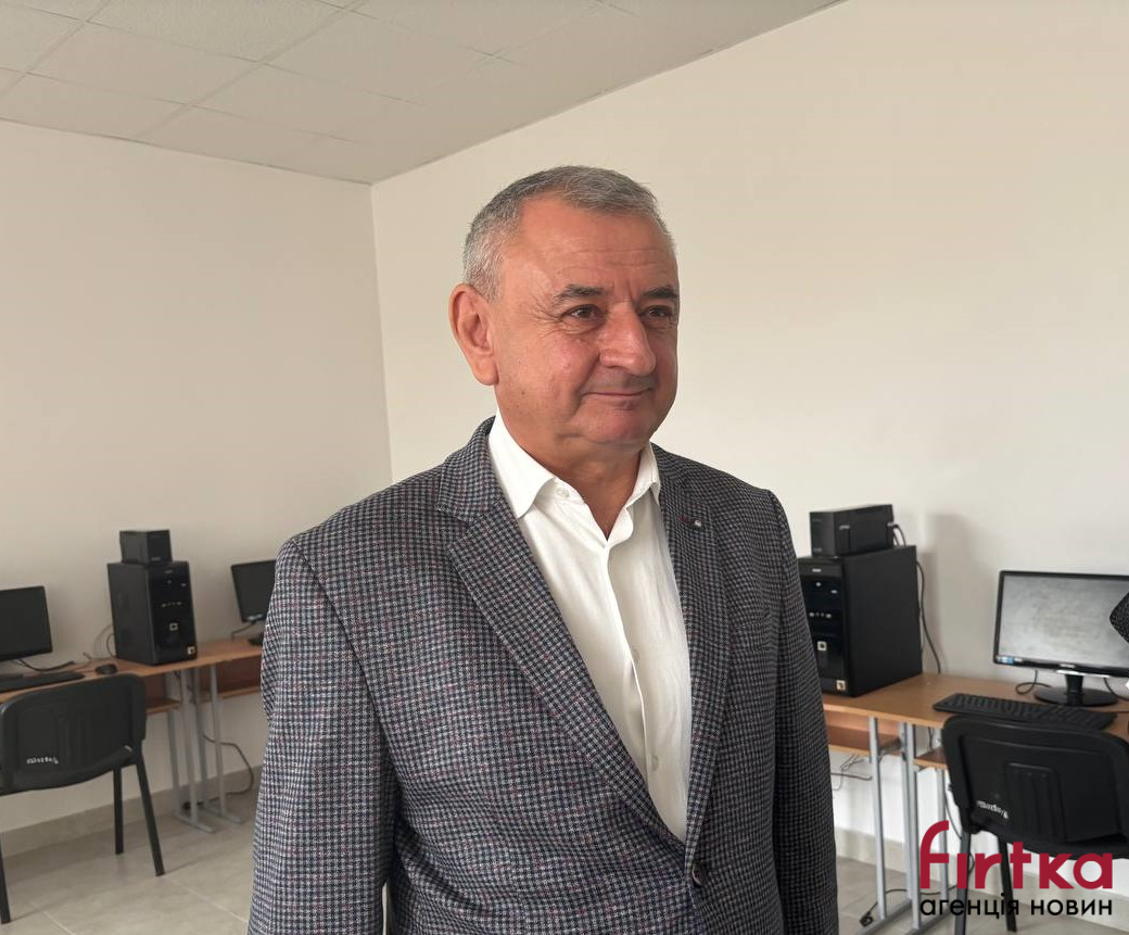 директор Івано-Франківського обласного центру зайнятості Василь Цимбалюк