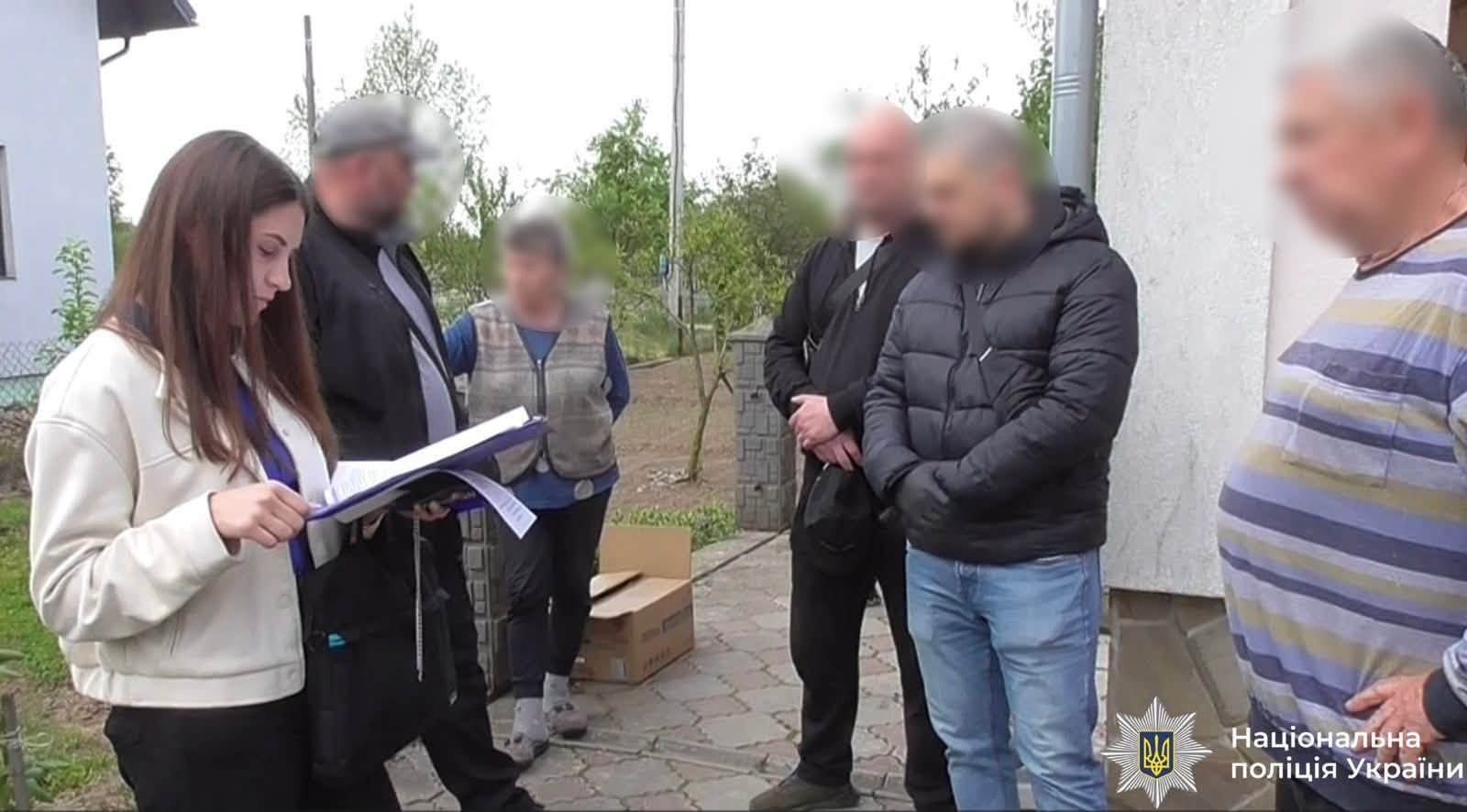 фото з місця обшуків